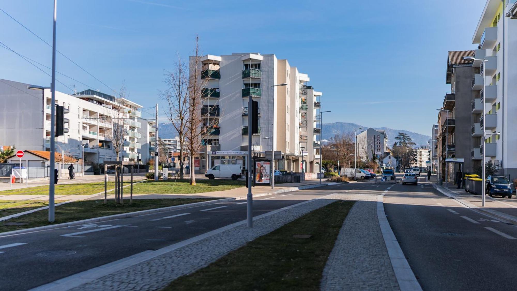 Lac-Montagne-Leman-Geneva, Garage, Tram Annemasse Bagian luar foto